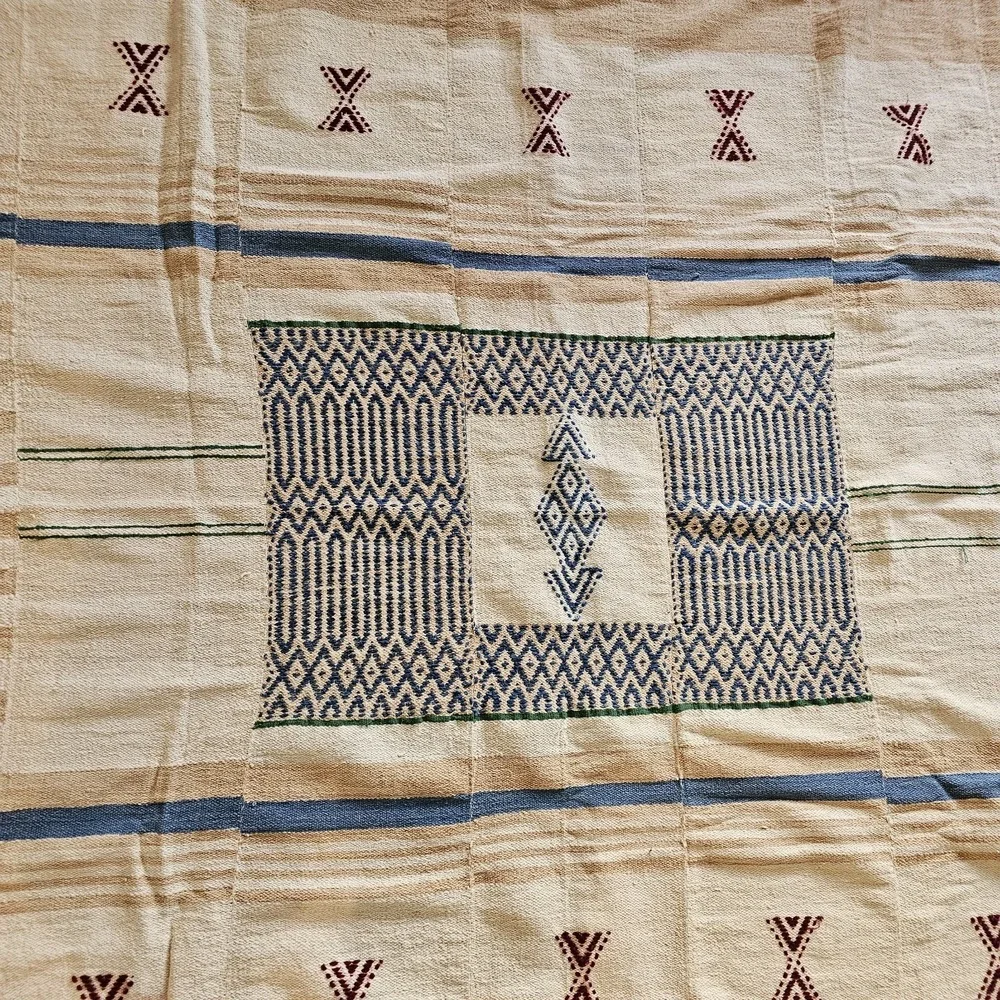 Vtg Handmade Rug 48x63 Blanket Homespun Tribal Native Woven Fringe Wall Hanging